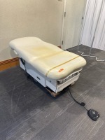 MIDMARK 623-008 EXAM TABLE LOCATED AT: LOCATED AT: 1 MEDICAL CENTER BLVD, CHESTER, PA 19013