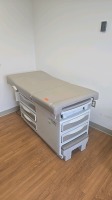 RITTER 204 EXAM TABLES, BEIGET. QTY. (4) LOCATED AT: LOCATED AT: 1 MEDICAL CENTER BLVD, CHESTER, PA 19013 5/ / RM 1,2,3,4