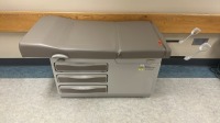 RITTER 204 EXAM TABLE, BEIGE TOP LOCATED AT: LOCATED AT: 1 MEDICAL CENTER BLVD, CHESTER, PA 19013 1/1220