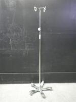 PEDIGO IV POLE ON ROLLING STAND