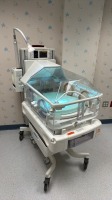 GE GIRAFFE INCUBATOR W/ GIRAFFE SPOT PT LITE PHOTOTHERAPY LIGHT LOCATED AT: LOCATED AT: 1 MEDICAL CENTER BLVD, CHESTER, PA 19013 3/LD/NURSERY