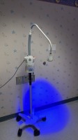 GE GIRAFFE BLUE SPOT PT LITE PHOTOTHERAPY LIGHT ON ROLLING STAND LOCATED AT: LOCATED AT: 1 MEDICAL CENTER BLVD, CHESTER, PA 19013 3/LD/NURSERY