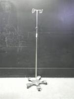 PEDIGO IV POLE ON ROLLING STAND