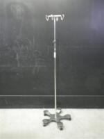 PEDIGO IV POLE ON ROLLING STAND