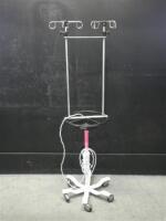 PRYOR IV POLE ON ROLLING STAND