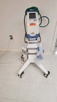 DRAGER CARINA REF 5704110-09 VENTILATOR ON ROLLING STAND LOCATED AT: LOCATED AT: 1 MEDICAL CENTER BLVD, CHESTER, PA 19013 4/STU/NS