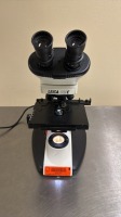 LEICA CM E LAB MICROSCOPE W/ 3 OBJECTIVE LENSES AND 2 OCULAR LENSES LOCATED AT: LOCATED AT: 1 MEDICAL CENTER BLVD, CHESTER, PA 19013