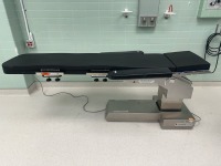 STERIS 5085 SURGICAL TABLE W/ REMOTE LOCATED AT: LOCATED AT: 1 MEDICAL CENTER BLVD, CHESTER, PA 19013 4/OR 2