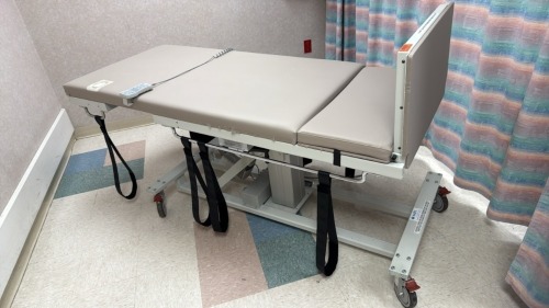 MPI ITEM # 1011 HUT TABLE, POWERED LOCATED AT: LOCATED AT: 1 MEDICAL CENTER BLVD, CHESTER, PA 19013 2/TILTROOMNEARCATHLABS