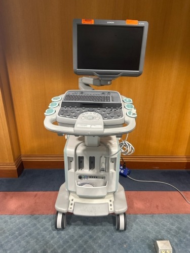 SIEMENS ACUSON SC2000 ULTRASOUND W/ 8V3 TRANSDUCER, SN:S400460, DOM: 9/2010 LOCATED AT: LOCATED AT: 1 MEDICAL CENTER BLVD, CHESTER, PA 19013