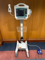 BARD SITE-RITE 6 ULTRASOUND W/ L-VA LINEAR VASCULAR ACCESS PROBEPR ON ROLLING STAND LOCATED AT: LOCATED AT: 1 MEDICAL CENTER BLVD, CHESTER, PA 19013 1/NW/NSHALL