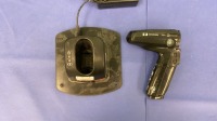 COVIDIEN SIGNIA POWER HANDLE WITH SIGSBCHGR SINGLE BAY CHARGER (LOCATED AT: 1 MEDICAL CENTER BLVD, CHESTER, PA 19013) 4TH OR