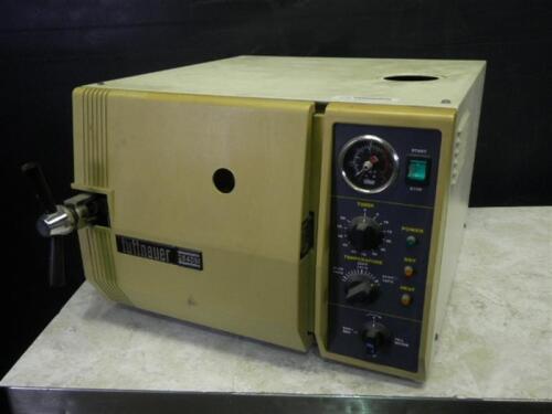 TUTTNAUER 2540M STERILIZER