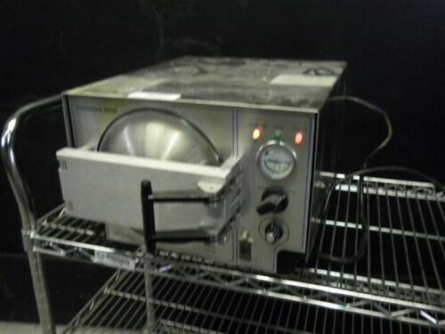 MDT BIOLOGIC HARVEY CHEMICLAVE 5500 STERLIZER