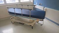HAUSTED HORIZON SERIES STRETCHER LOCATED AT: LOCATED AT: 1 MEDICAL CENTER BLVD, CHESTER, PA 19013 1/BURN UNIT