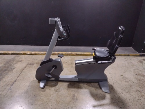 MATRIX MX-R5X RECUMBENT BIKE