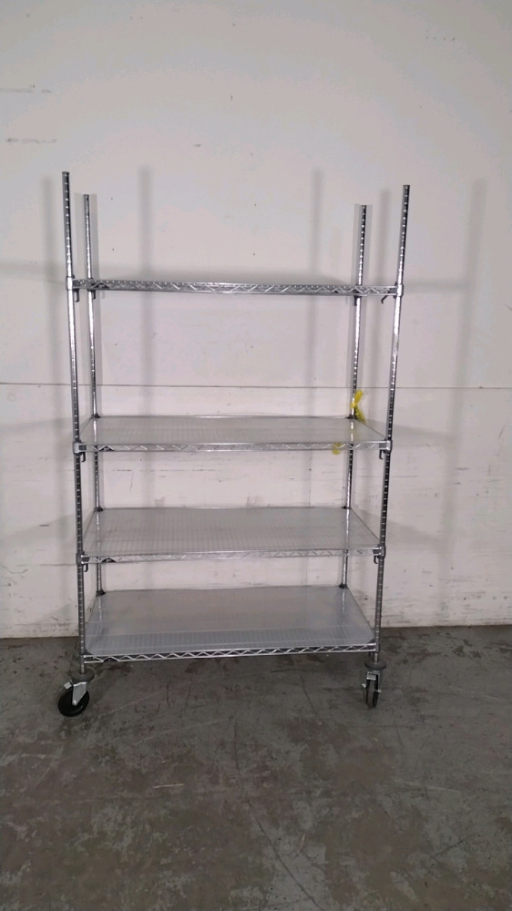 METRO ROLLING RACK