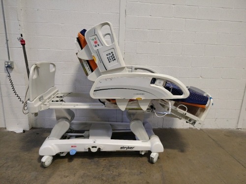 STRYKER 2131 INTOUCH HOSPITAL BED
