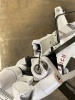 ACCUVEIN AV500 VEINVIEWER ON ROLLONG STAND - 2