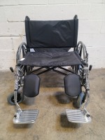 MEDLINE XL WHEEL CHAIR