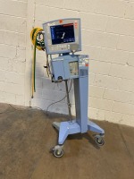 CAREFUSION AVEA VENTILATOR ON ROLLING STAND