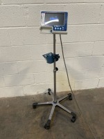 SATURN BIOMEDICAL GLIDESCOPE GVL VIDEO LARYNGOSCOPE MONITOR ON ROLLING STAND