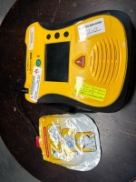 DEFIBTECH LIFELINE VIEW DEFIBRILLATOR