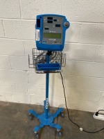 GE PRO 400V2 PATIENT MONITOR ON ROLLING STAND