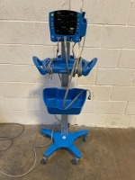 GE DINAMAP V100 CARESCAPE PATIENT MONITOR ON ROLLING STAND