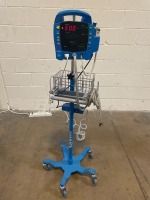 GE DINAMAP PROCARE PATIENT MONITOR ON ROLLING STAND