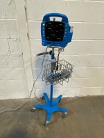 GE DINAMAP V100 CARESCAPE PATIENT MONITOR ON ROLLING STAND