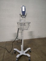 WELCH ALLYN SPOT VITAL SIGNS PATIENT MONITOR ON ROLLING STAND