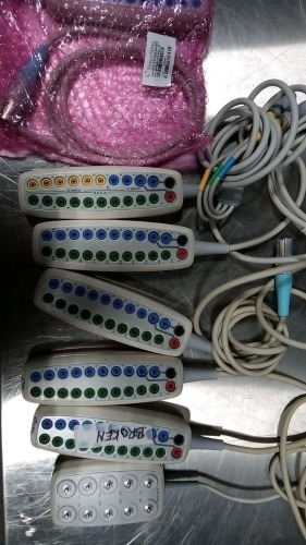 BIOSENSE WEBSTER CARTO 3 SYSTEM PIN BOXES AND ECG OUT CONNECTION UNIT