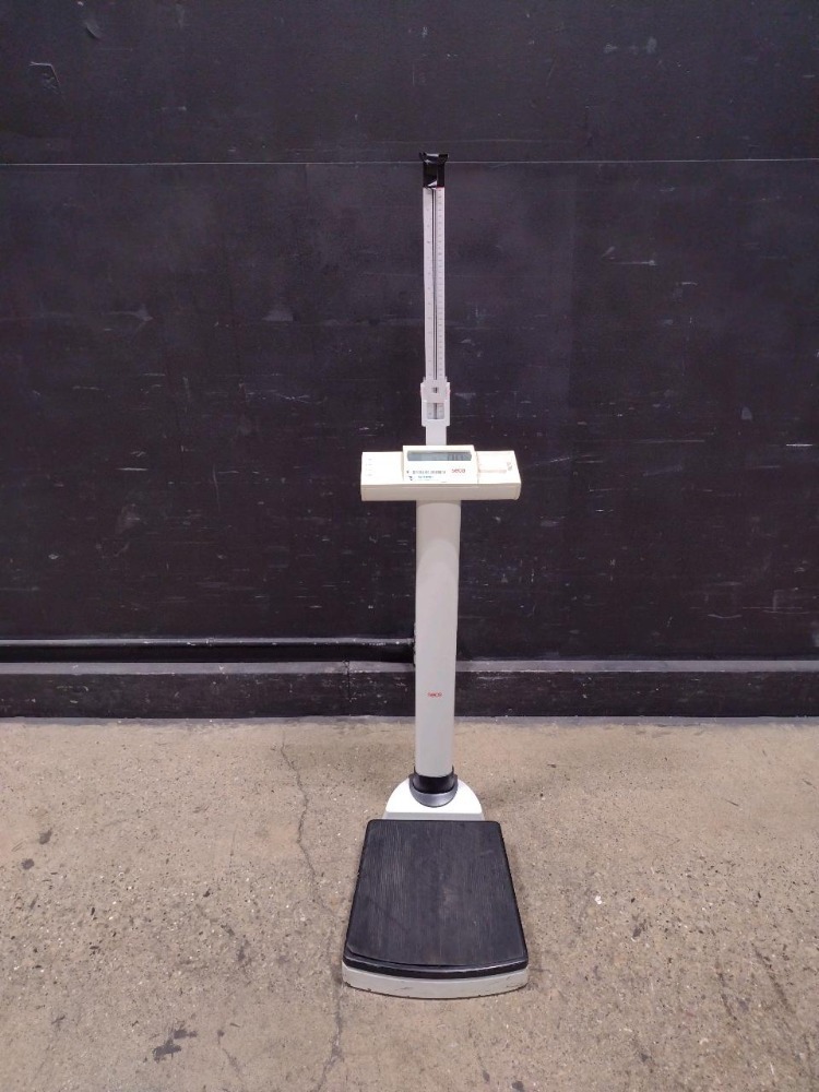 SECA DIGITAL PATIENT SCALE