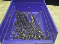 LOT OF ALLIS FORCEPS