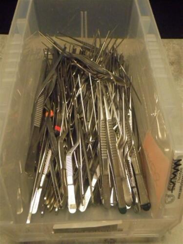 LOT OF TISSUE FORCEPS