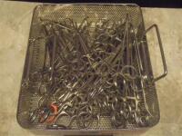 LOT OF VARIOUS FORCEPS