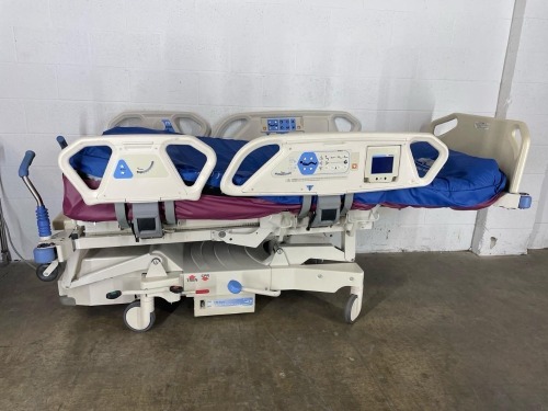 HILL-ROM TOTALCARE P1900 HOSPITAL BED