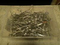 LOT OF VARIOUS FORCEPS