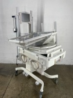 OHMEDA GIRAFFE OMNIBED INCUBATOR/WARMER