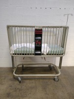 MIDMARK 500 CRIB