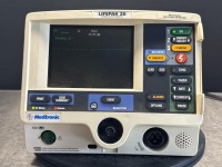 MEDTRONIC LIFEPAK 20 DEFIBRILLATOR/MONITOR