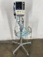COLIN PRESS-MATE ADVANTAGE PATIENT MONITOR ON ROLLING STAND