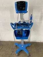 GE DINAMAP V100 CARESCAPE PATIENT MONITOR ON ROLLING STAND