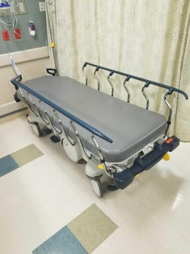 STRYKER 1015 BIG WHEEL STRETCHER