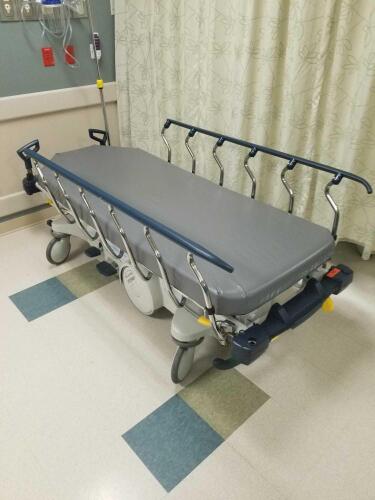 STRYKER 1015 BIG WHEEL STRETCHER