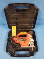 BLACK AND DECKER HAND HELD JIGSAW