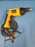 DEWALT DW511 DRILL