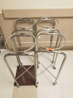 PEDIGO LOT OF 4 RING STANDS