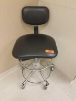 PEDIGO EXAM STOOL WITH BACK